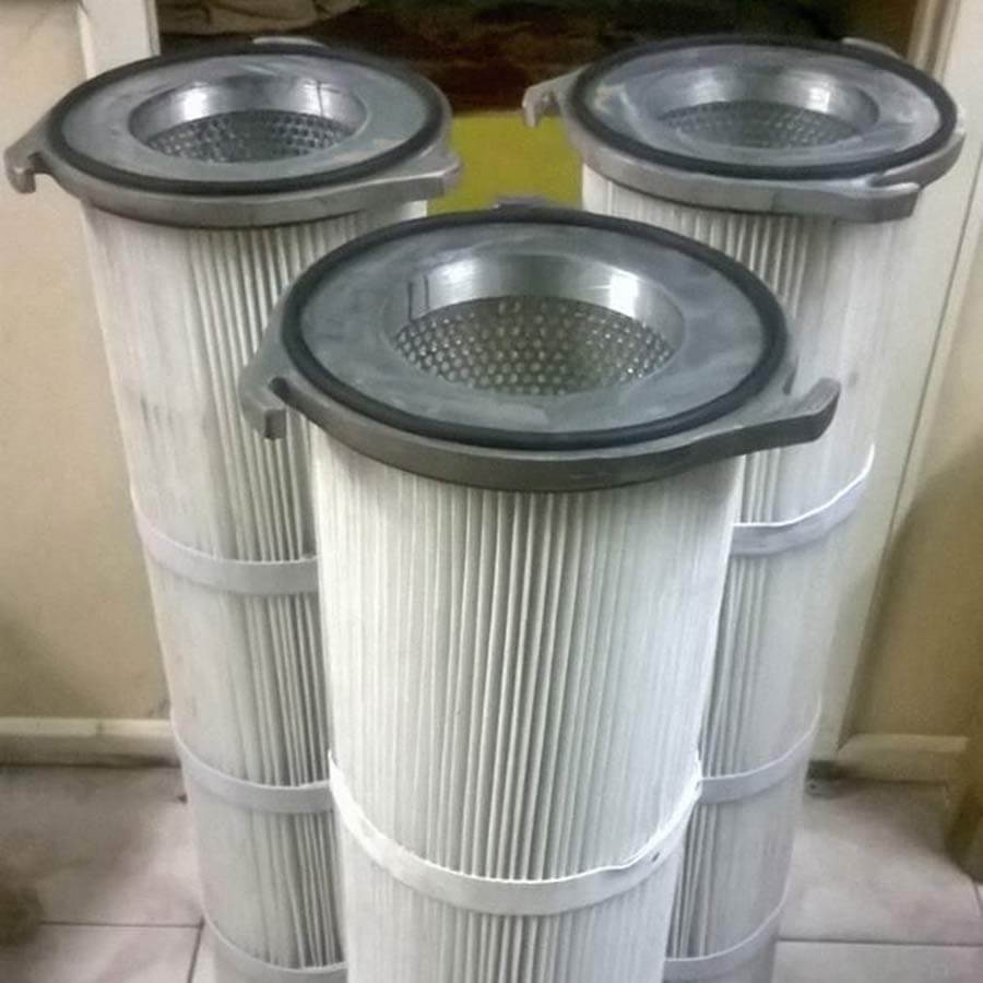 Dust collector pleated cartridge filter